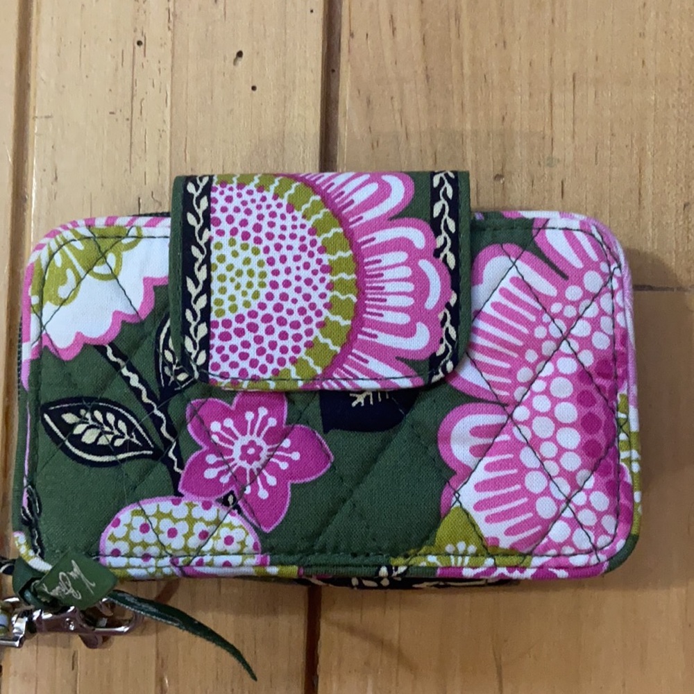 Vera Bradley Olivia Pink All In One Wristlet - Picture 3 of 9